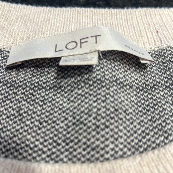 Loft XSP Petite Pullover Sweater - Picture 6 of 7